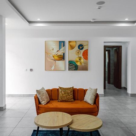 Quest Boutique Hotel Gwarinpa Экстерьер фото