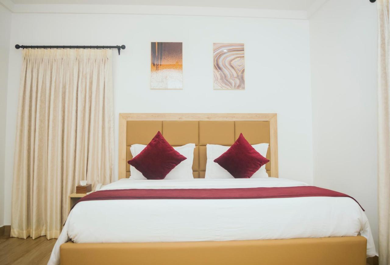 Quest Boutique Hotel Gwarinpa Экстерьер фото