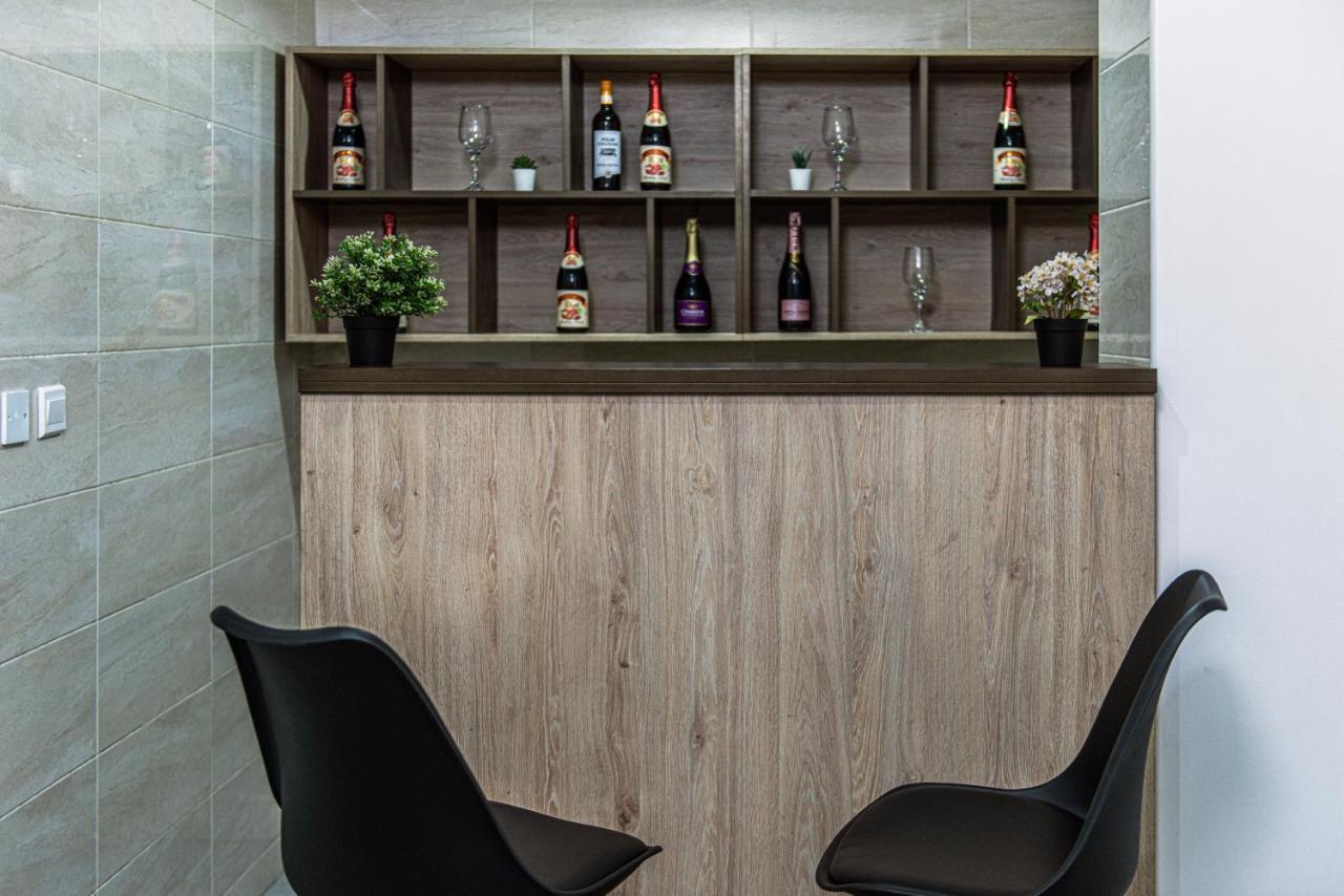 Quest Boutique Hotel Gwarinpa Экстерьер фото