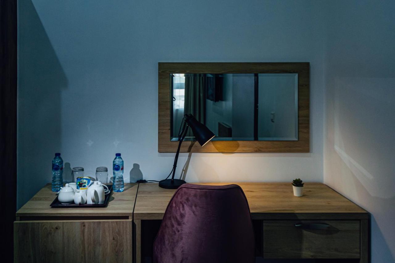 Quest Boutique Hotel Gwarinpa Экстерьер фото