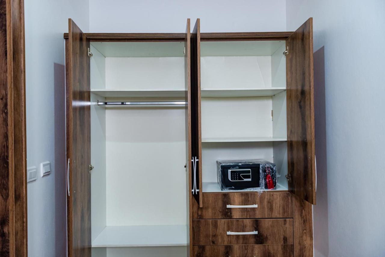 Quest Boutique Hotel Gwarinpa Экстерьер фото
